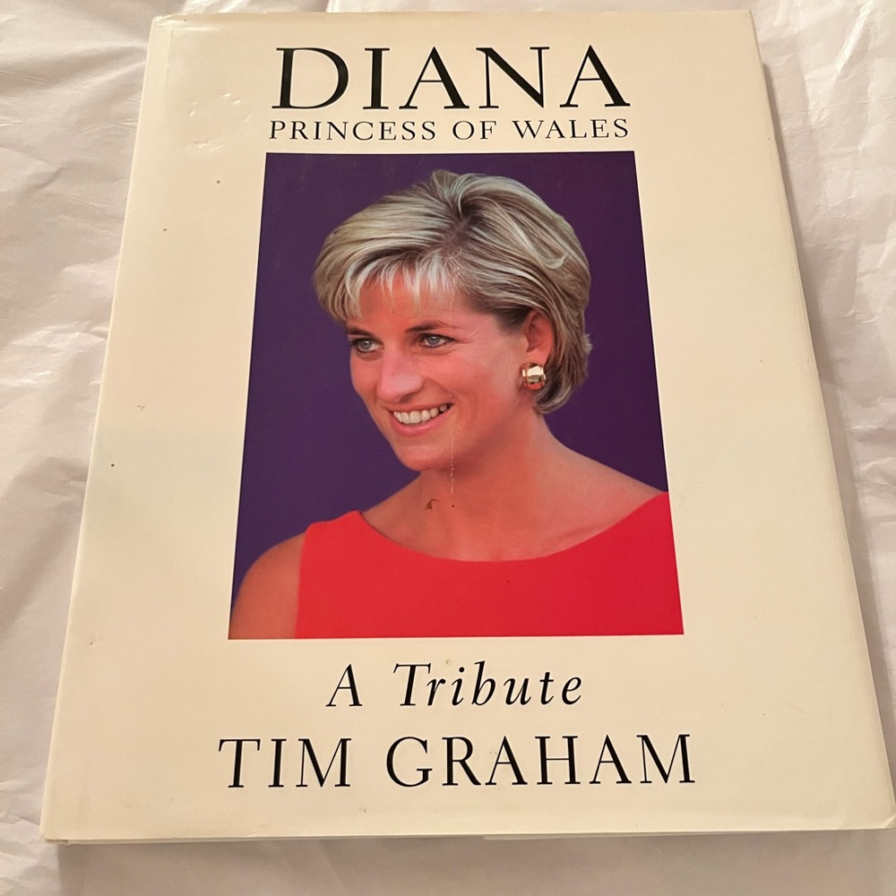 🐠Diana. A Tribute. Book.